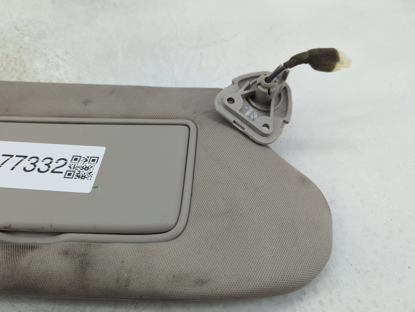 2013-2018 Nissan Altima Sun Visor Shade Replacement Passenger Right Mirror Fits Fits 2013 2014 2015 2016 2017 2018 OEM Used 
