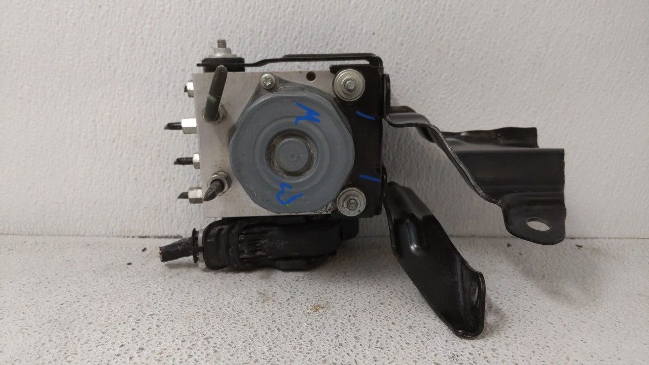 2016-2017 Nissan Altima ABS Pump Control Module Replacement Fits Fits 2016 2017 OEM Used Auto Parts - Oemusedautoparts1.com