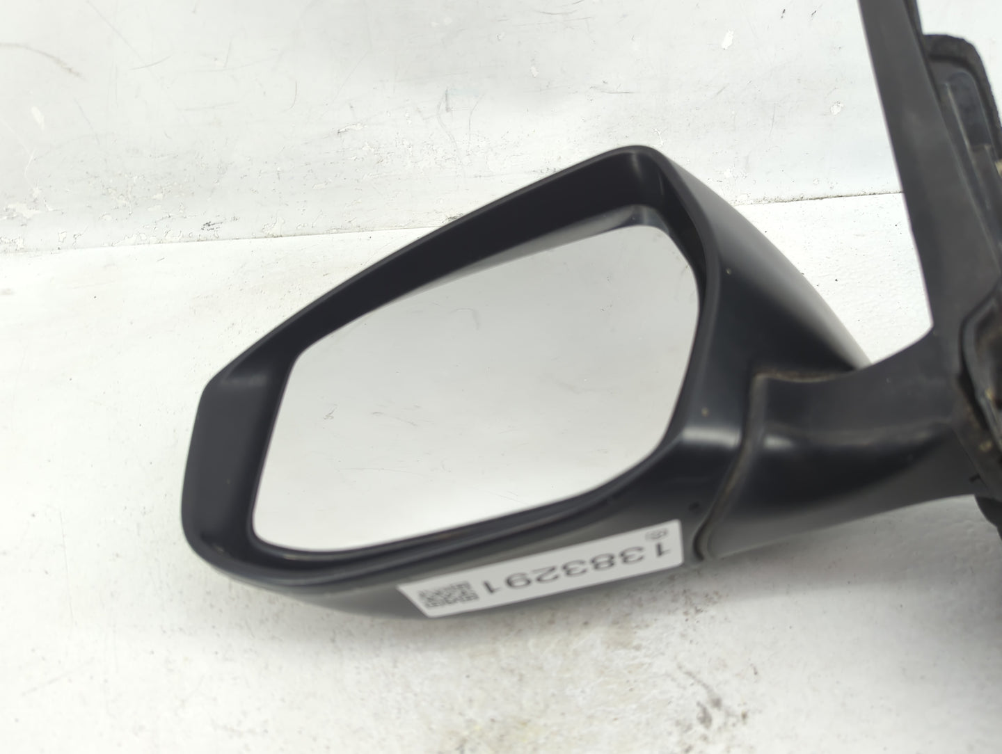 2013-2018 Nissan Altima Driver Side View Mirror - Left Door Mirror OEM Used - Oemusedautoparts1.com