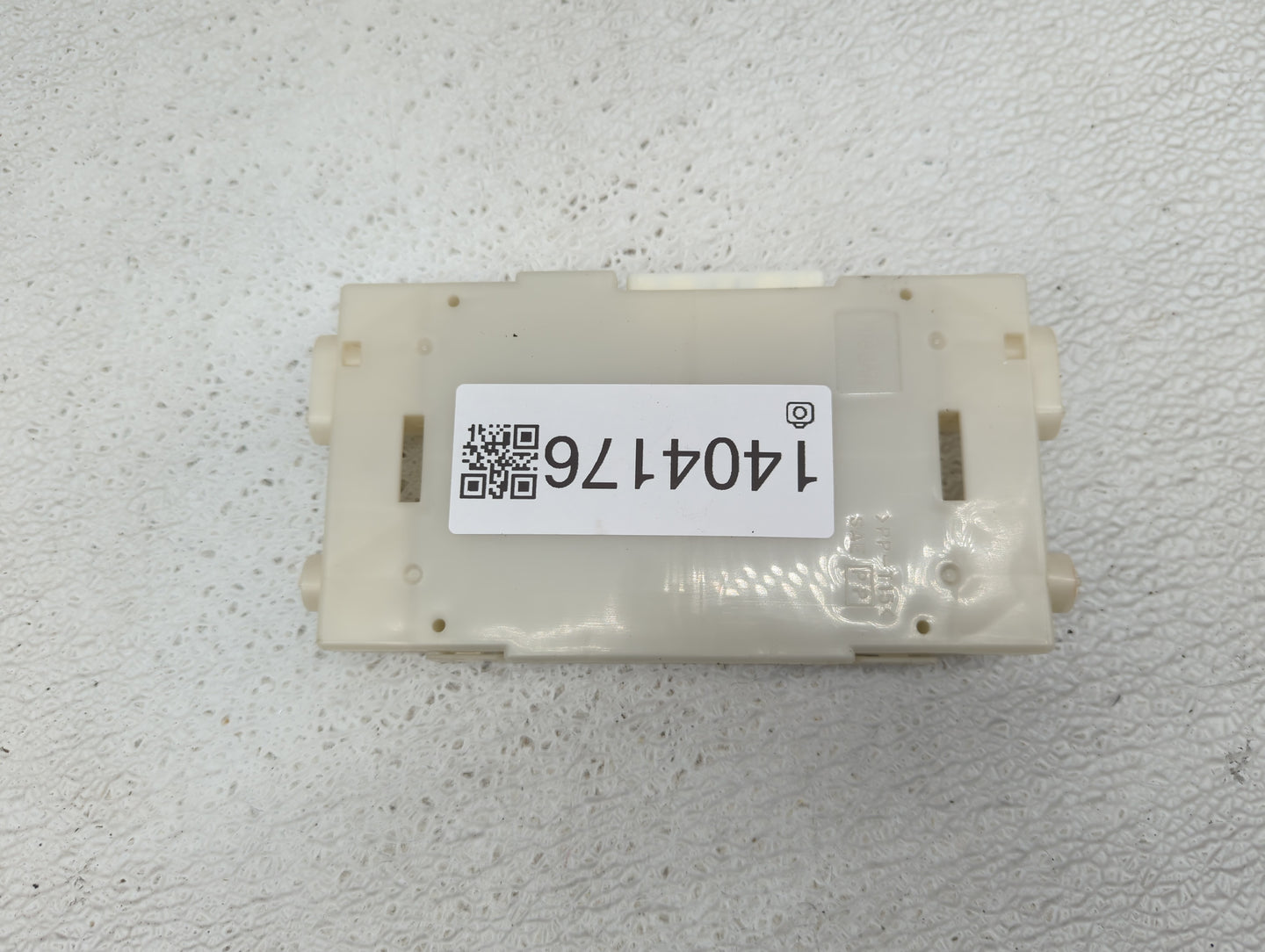 2016-2018 Nissan Altima Climate Control Module Temperature AC/Heater Replacement P/N:27500 9HS0A Fits Fits 2016 2017 2018 OE
