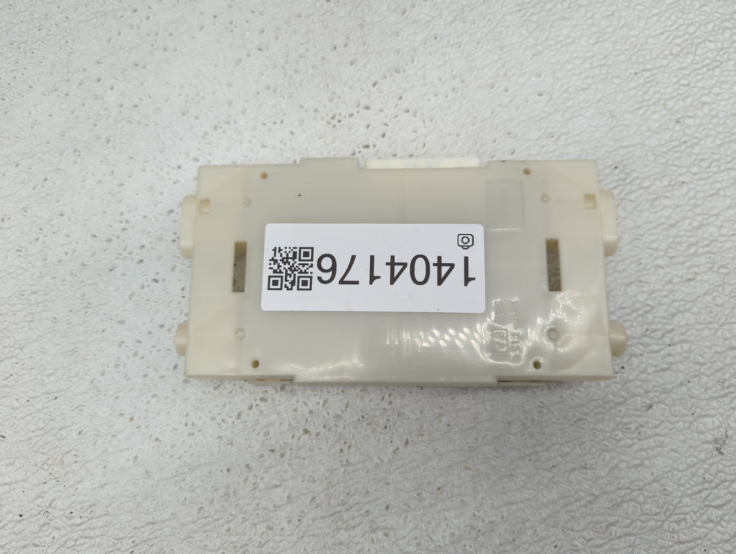 2016-2018 Nissan Altima Climate Control Module Temperature AC/Heater Replacement P/N:27500 9HS0A Fits Fits 2016 2017 2018 OE