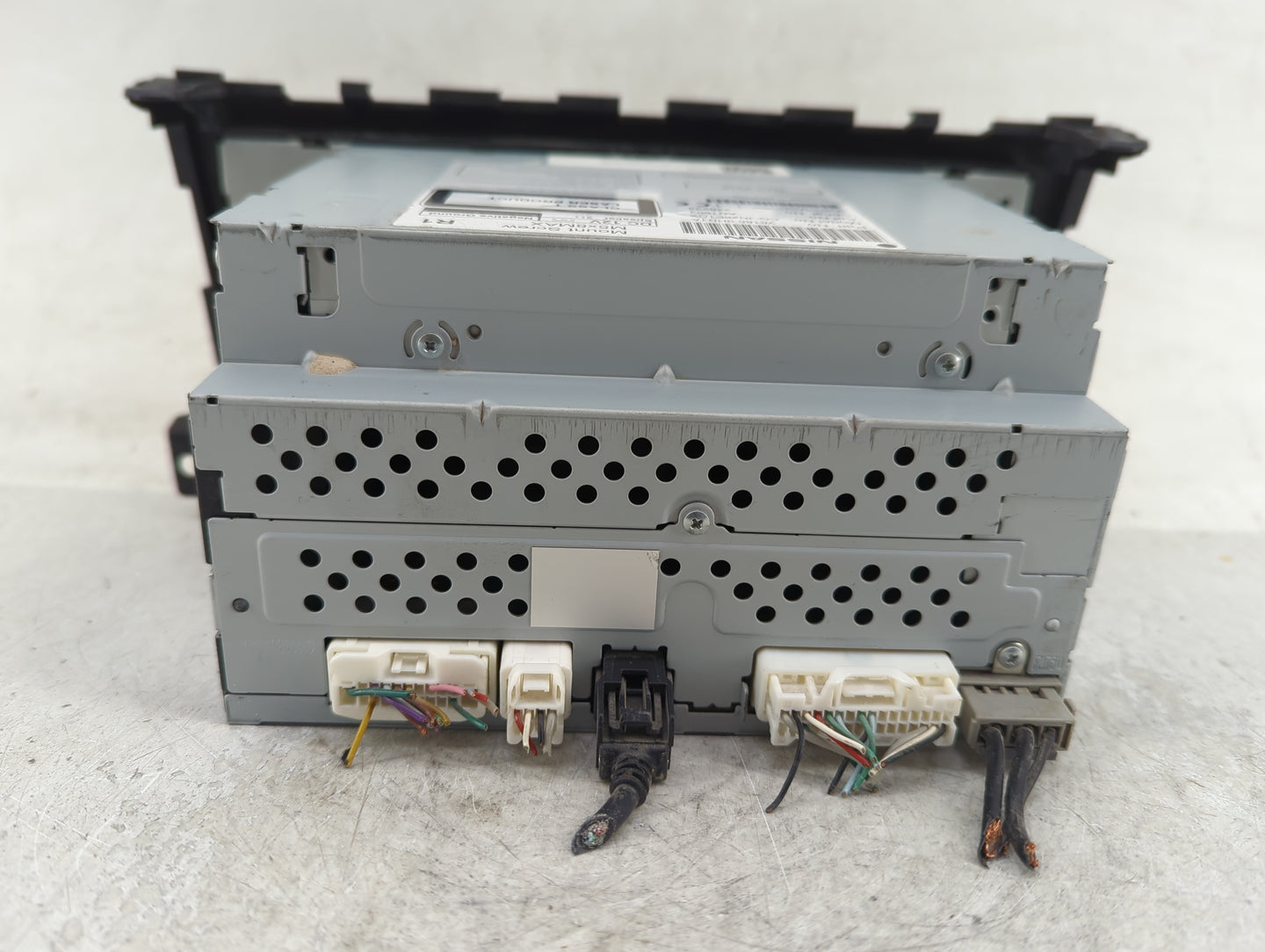 2016 Nissan Altima Radio AM FM Cd Player Receiver Replacement P/N:28185 9HR1A Fits OEM Used Auto Parts - Oemusedautoparts1.c