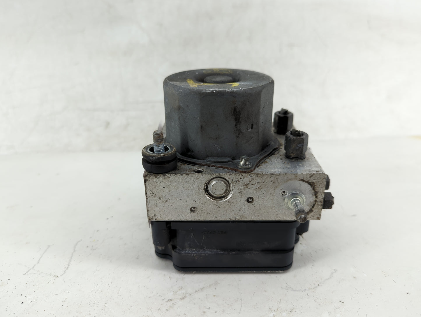 2016-2017 Nissan Altima ABS Pump Control Module Replacement P/N:0265956165 Fits Fits 2016 2017 OEM Used Auto Parts - Oemused
