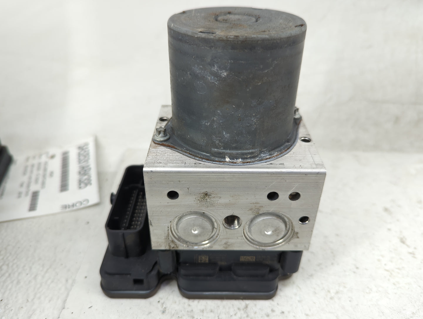 2016-2017 Nissan Altima ABS Pump Control Module Replacement P/N:0265956188 2265106527 Fits Fits 2016 2017 OEM Used Auto Part
