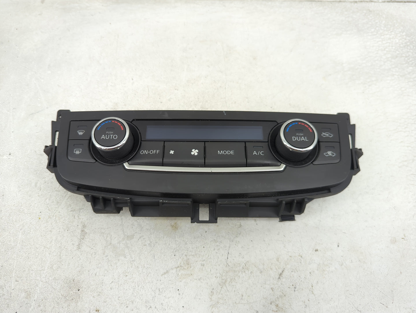 2016-2018 Nissan Altima Climate Control Module Temperature AC/Heater Replacement P/N:27500 9HS0A Fits Fits 2016 2017 2018 OE