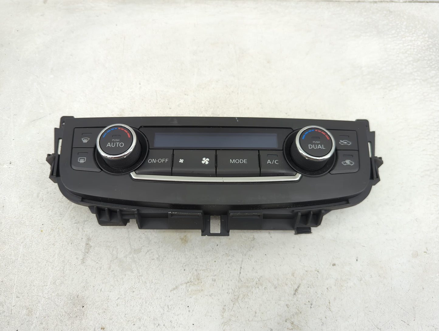 2016-2018 Nissan Altima Climate Control Module Temperature AC/Heater Replacement P/N:27500 9HS0A Fits Fits 2016 2017 2018 OE