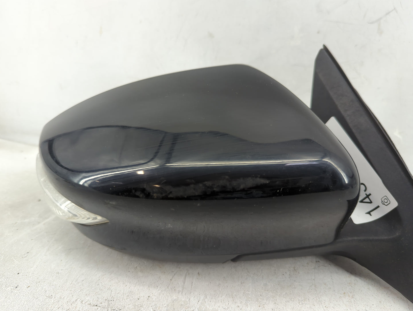2013-2018 Nissan Altima Driver Side View Mirror - Left Door Mirror OEM Used - Oemusedautoparts1.com