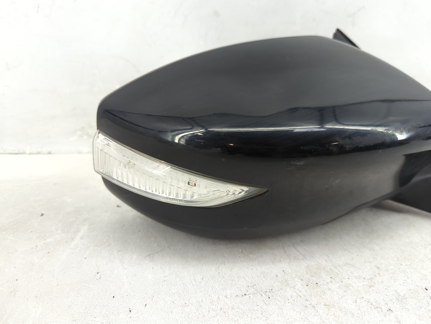 2013-2018 Nissan Altima Driver Side View Mirror - Left Door Mirror OEM Used - Oemusedautoparts1.com