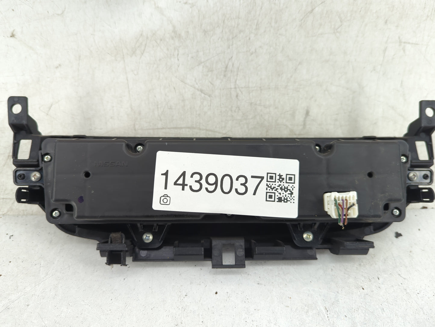 2016-2018 Nissan Altima Climate Control Module Temperature AC/Heater Replacement P/N:27500 9HS0A Fits Fits 2016 2017 2018 OE