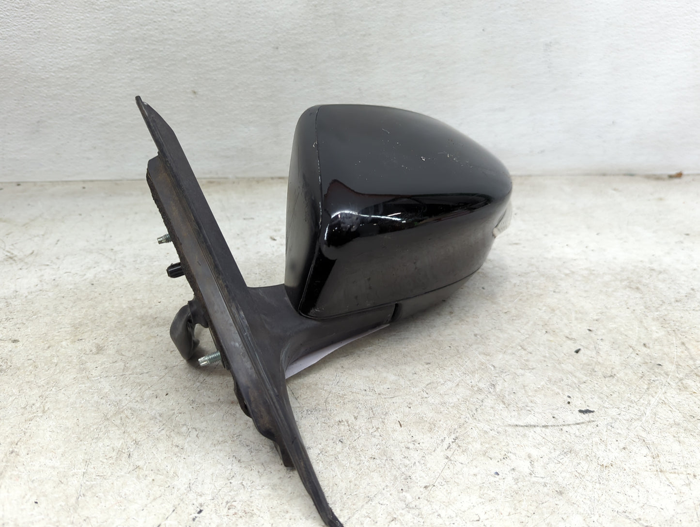 2013-2018 Nissan Altima Driver Side View Mirror - Left Door Mirror OEM Used - Oemusedautoparts1.com