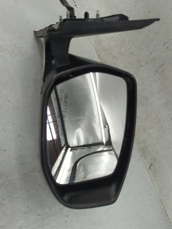 compare product 2013-2018 Nissan Altima Passenger Side View Mirror - Right Door Mirror OEM Used