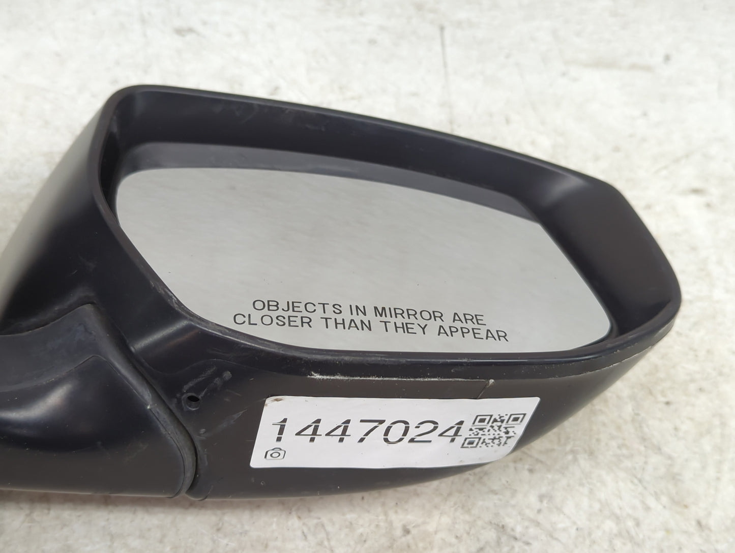 2013-2018 Nissan Altima Passenger Side View Mirror - Right Door Mirror OEM Used - Oemusedautoparts1.com