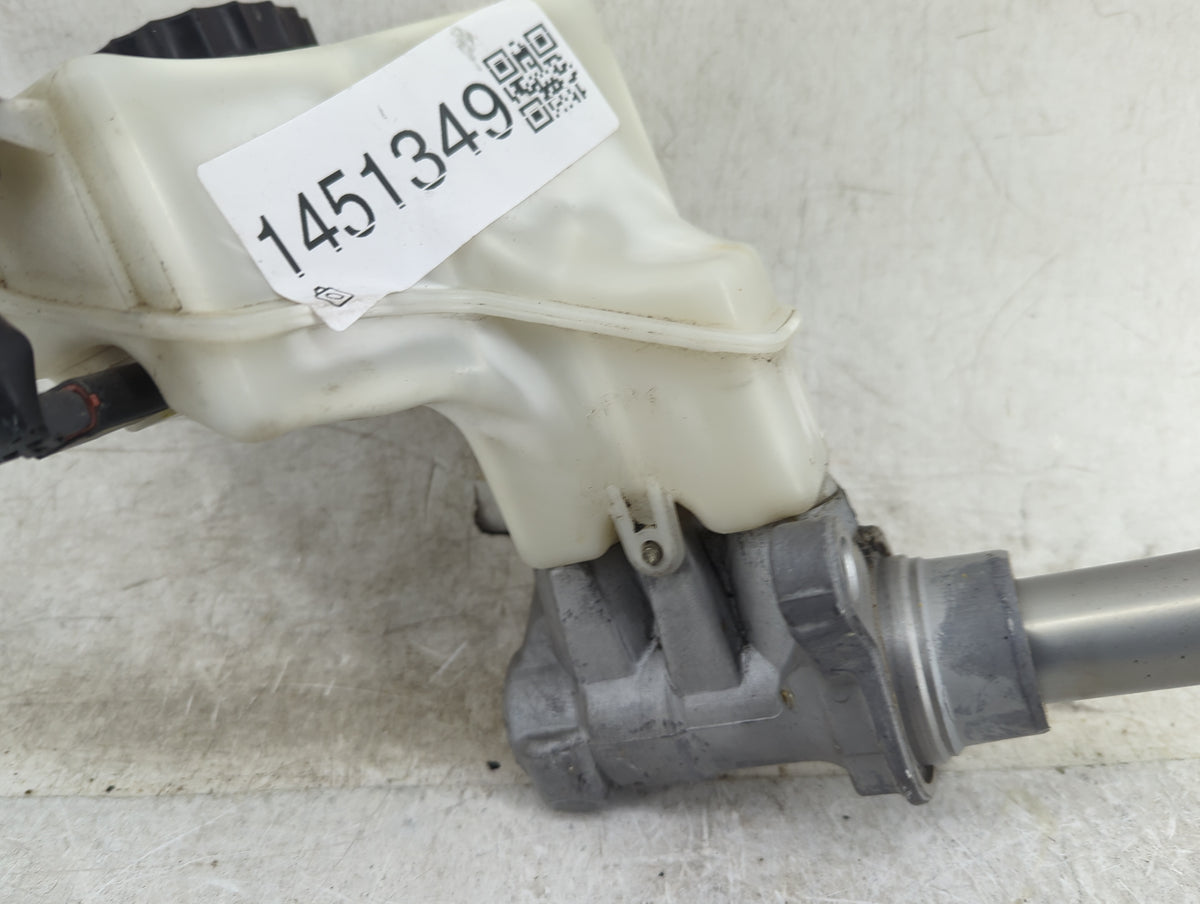 2013-2018 Nissan Altima Brake Master Cylinder 1451349 - Oemusedautoparts1.com