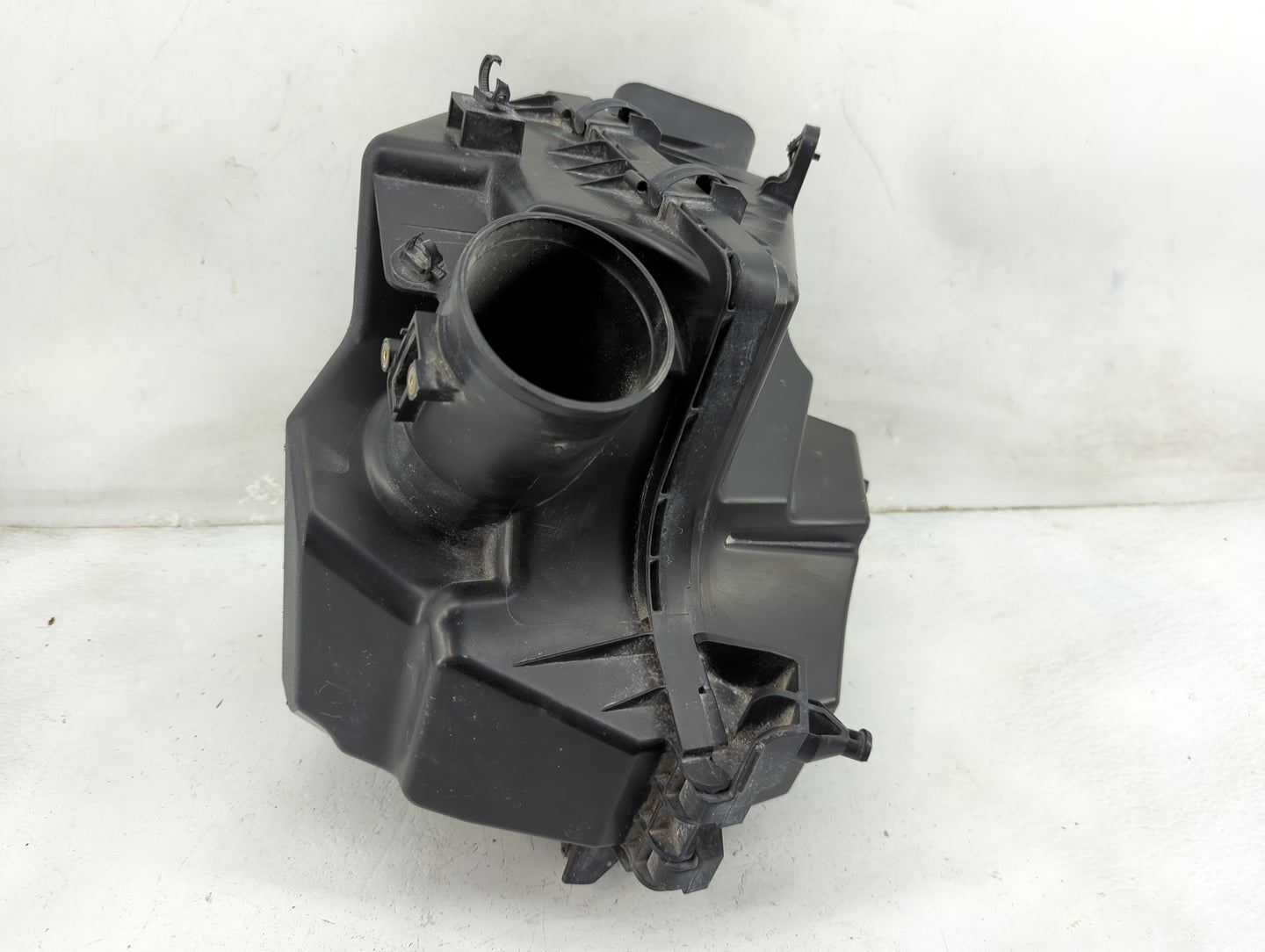 2016 Nissan Altima Air Cleaner Intake-duct Hose Tube 1459709 - Oemusedautoparts1.com