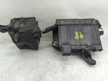 2016-2017 Nissan Altima Fusebox Fuse Box Panel Relay Module Fits Fits 2016 2017 OEM Used Auto Parts - Oemusedautoparts1.com