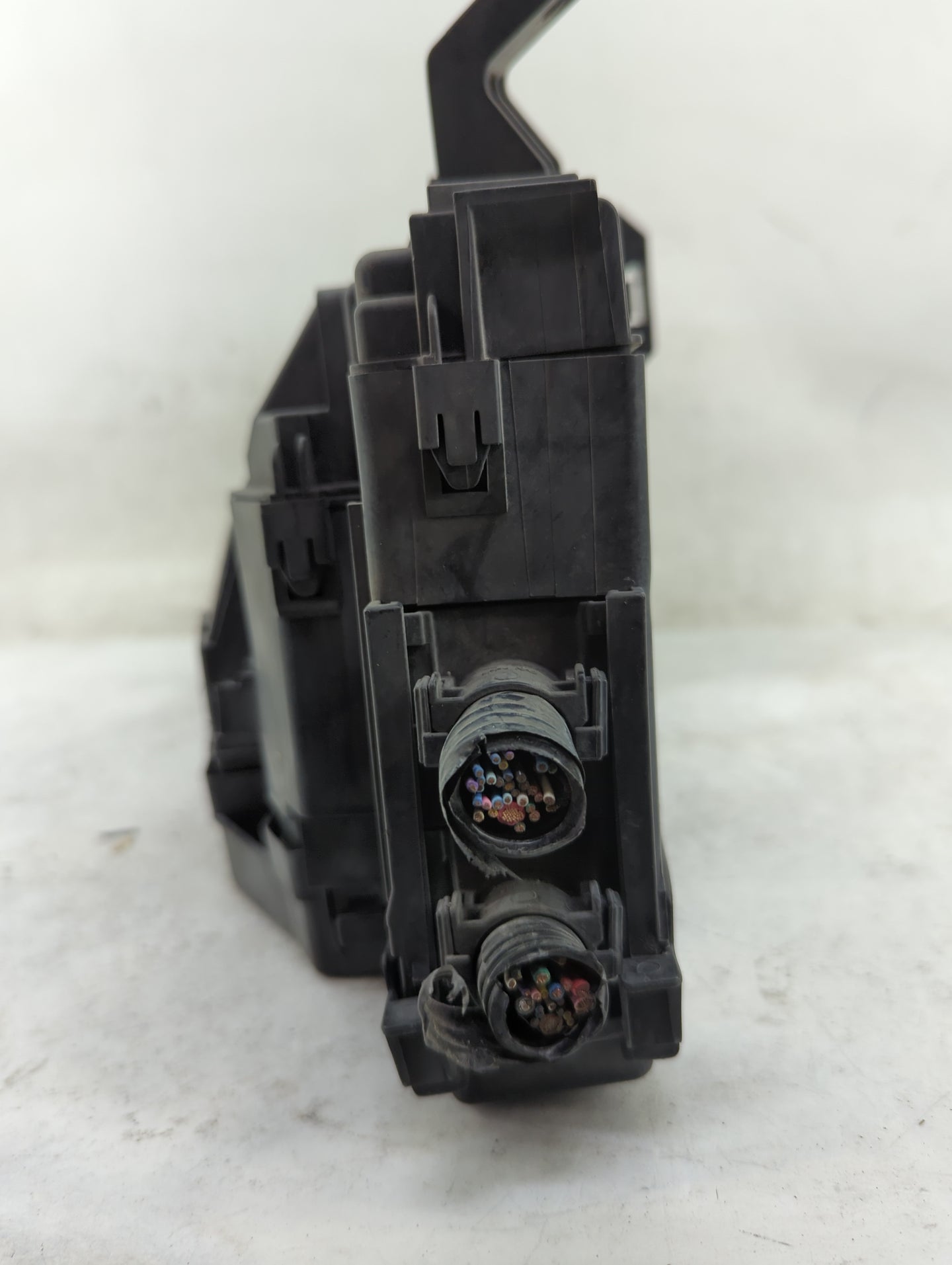 2016-2017 Nissan Altima Fusebox Fuse Box Panel Relay Module Fits Fits 2016 2017 OEM Used Auto Parts - Oemusedautoparts1.com