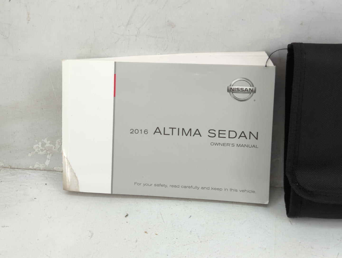 2016 Nissan Altima Owners Manual Book Guide P/N:OM16EA0L33U0 OEM Used Auto Parts - Oemusedautoparts1.com