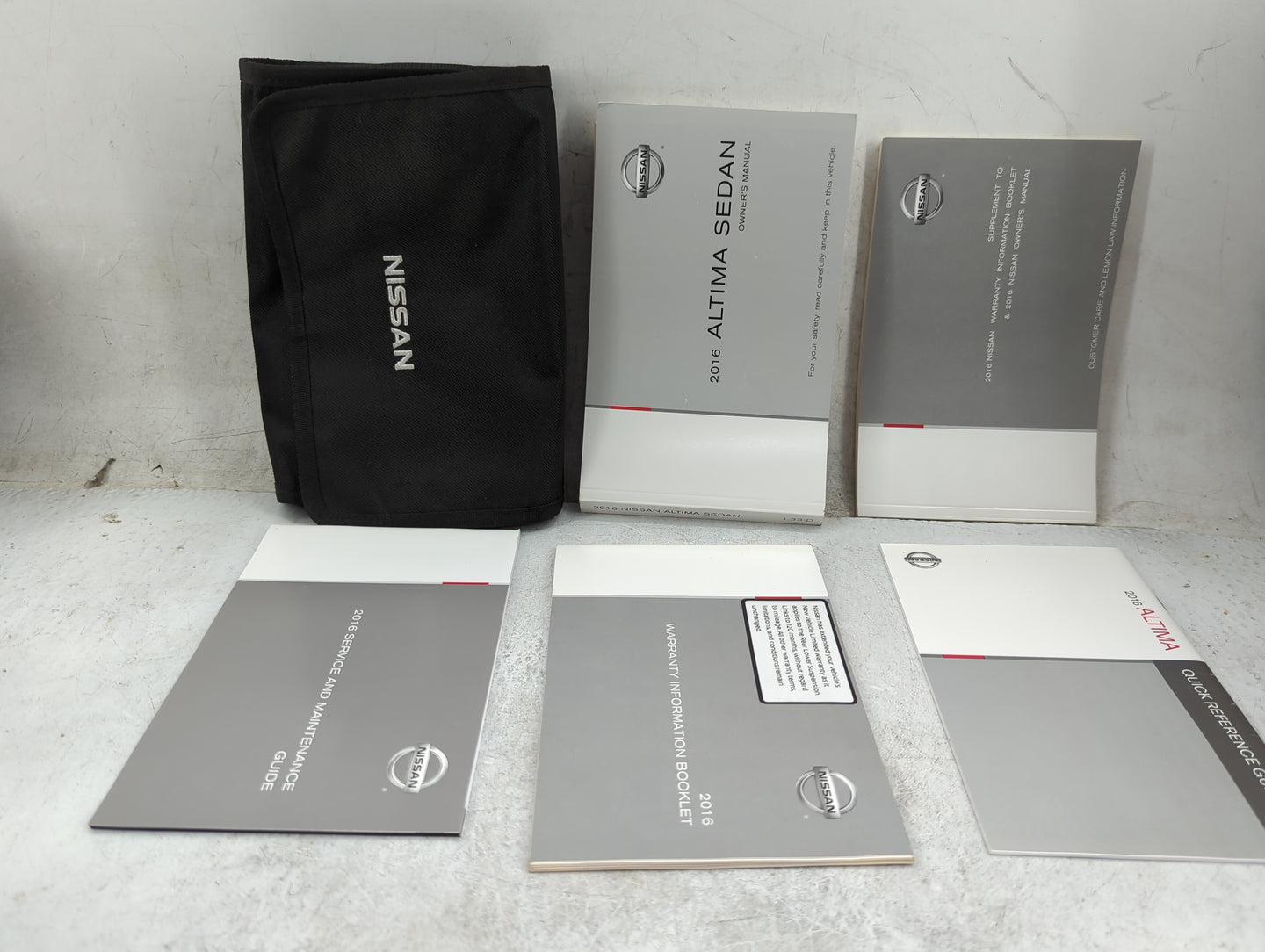 2016 Nissan Altima Owners Manual Book Guide P/N:OM16EA 0L33U1 OEM Used Auto Parts - Oemusedautoparts1.com