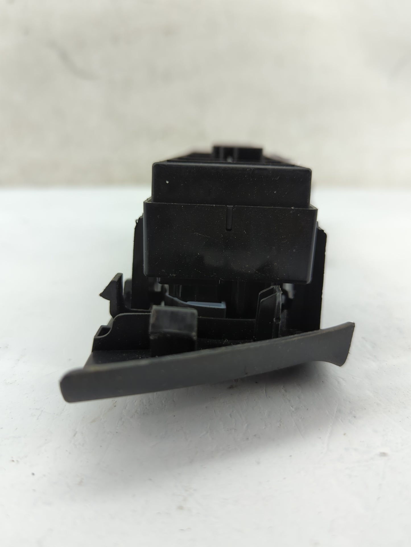 2013-2018 Nissan Altima Master Power Window Switch Replacement Driver Side Left P/N:809613TA0X Fits OEM Used Auto Parts - Oe