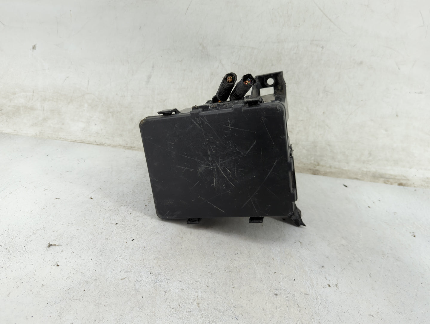 2016-2017 Nissan Altima Fusebox Fuse Box Panel Relay Module P/N:284B7 3T59E 441600 Fits Fits 2016 2017 OEM Used Auto Parts -
