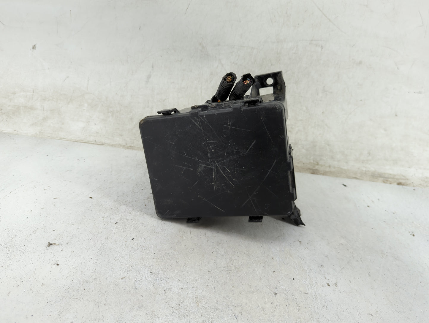 2016-2017 Nissan Altima Fusebox Fuse Box Panel Relay Module P/N:284B7 3T59E 441600 Fits Fits 2016 2017 OEM Used Auto Parts -