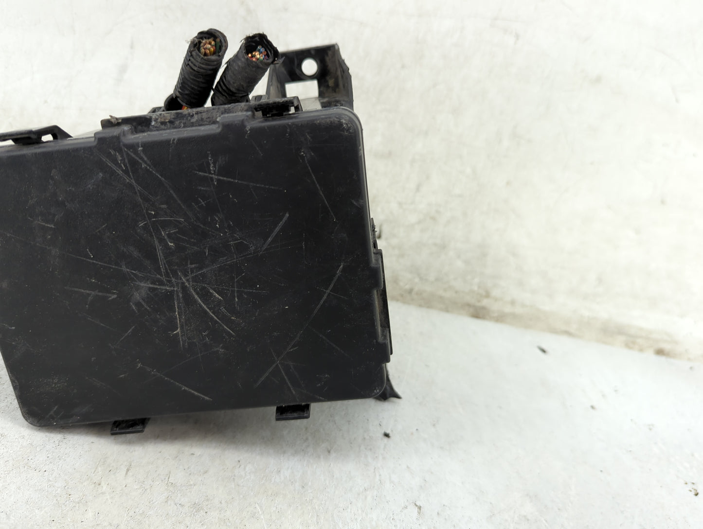 2016-2017 Nissan Altima Fusebox Fuse Box Panel Relay Module P/N:284B7 3T59E 441600 Fits Fits 2016 2017 OEM Used Auto Parts -