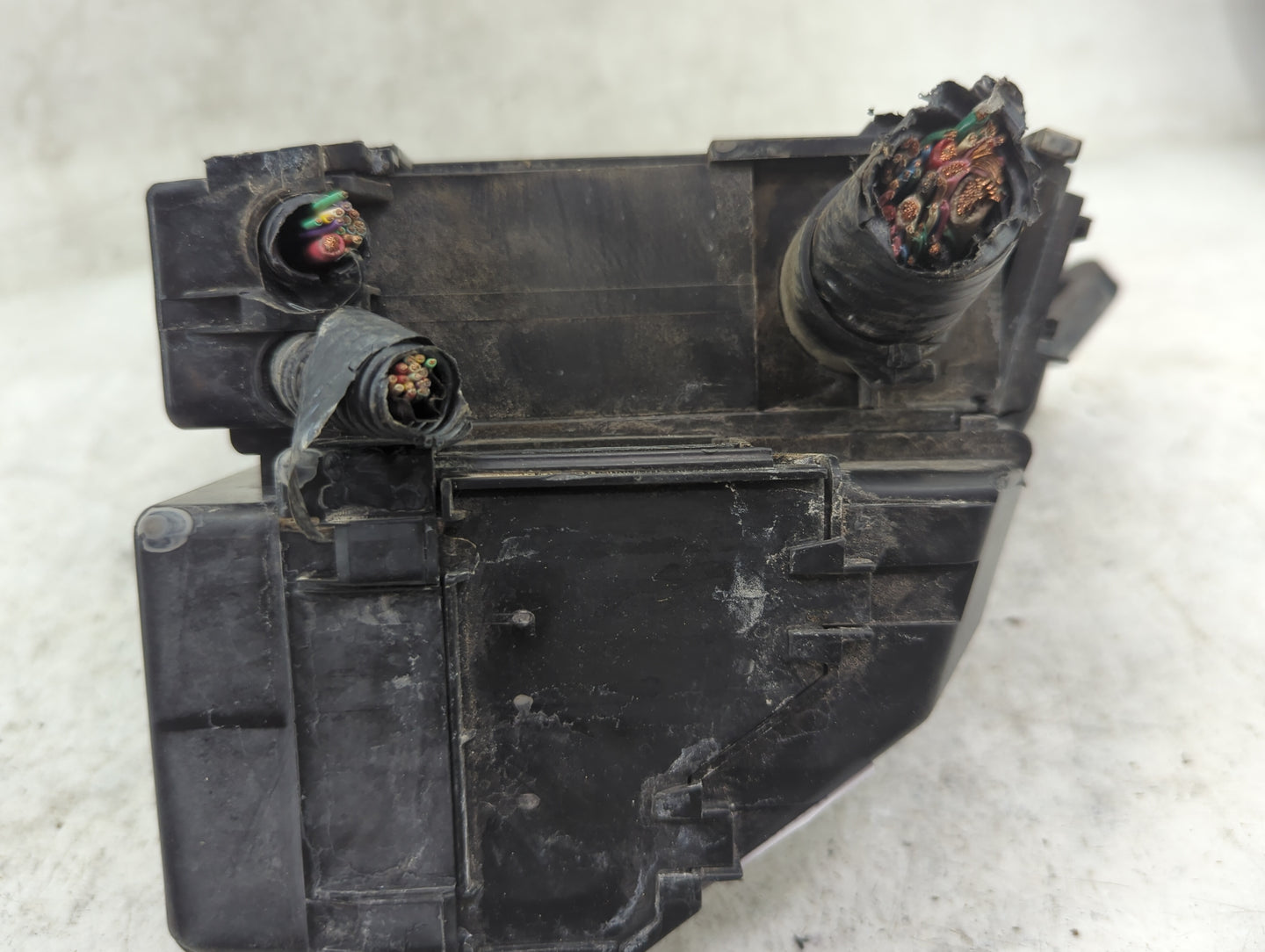 2016-2017 Nissan Altima Fusebox Fuse Box Panel Relay Module P/N:4912 NA2 Fits Fits 2016 2017 OEM Used Auto Parts - Oemusedau
