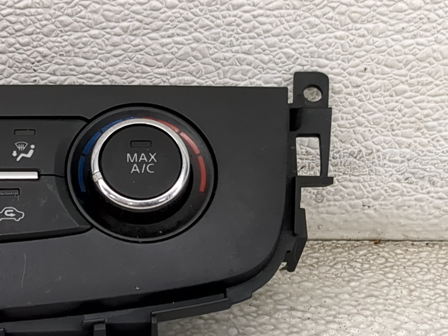 2016-2018 Nissan Altima Climate Control Module Temperature AC/Heater Replacement Fits Fits 2016 2017 2018 OEM Used Auto Part