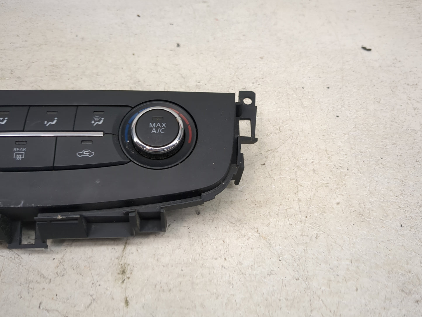 2016-2018 Nissan Altima Climate Control Module Temperature AC/Heater Replacement Fits Fits 2016 2017 2018 OEM Used Auto Part