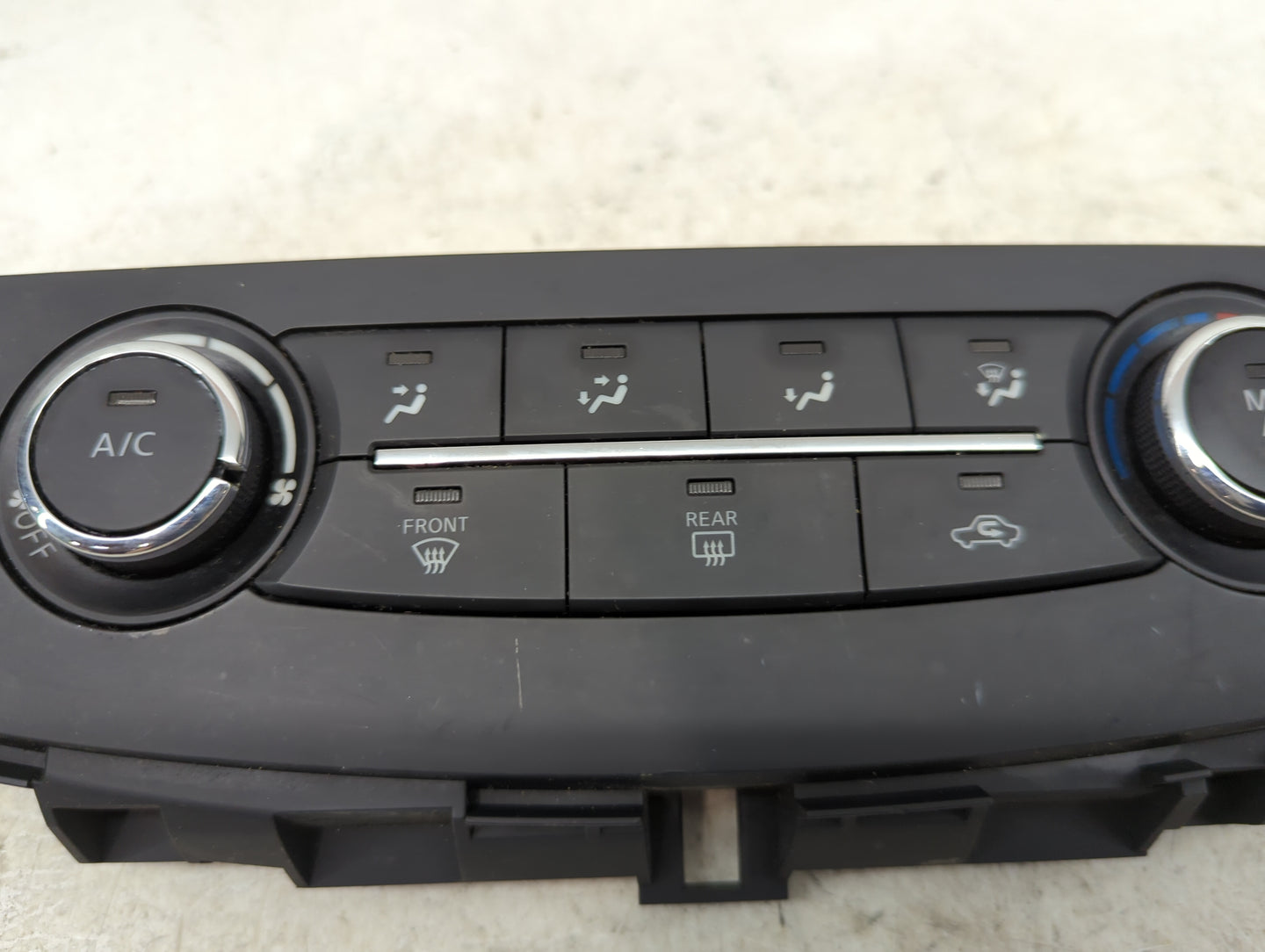 2016-2018 Nissan Altima Climate Control Module Temperature AC/Heater Replacement Fits Fits 2016 2017 2018 OEM Used Auto Part