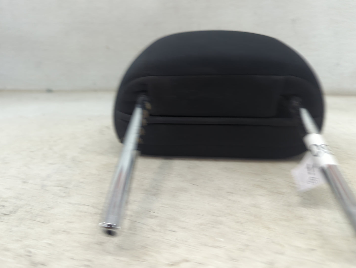 2016-2017 Nissan Altima Headrest Head Rest Front Driver Seat Black - Oemusedautoparts1.com
