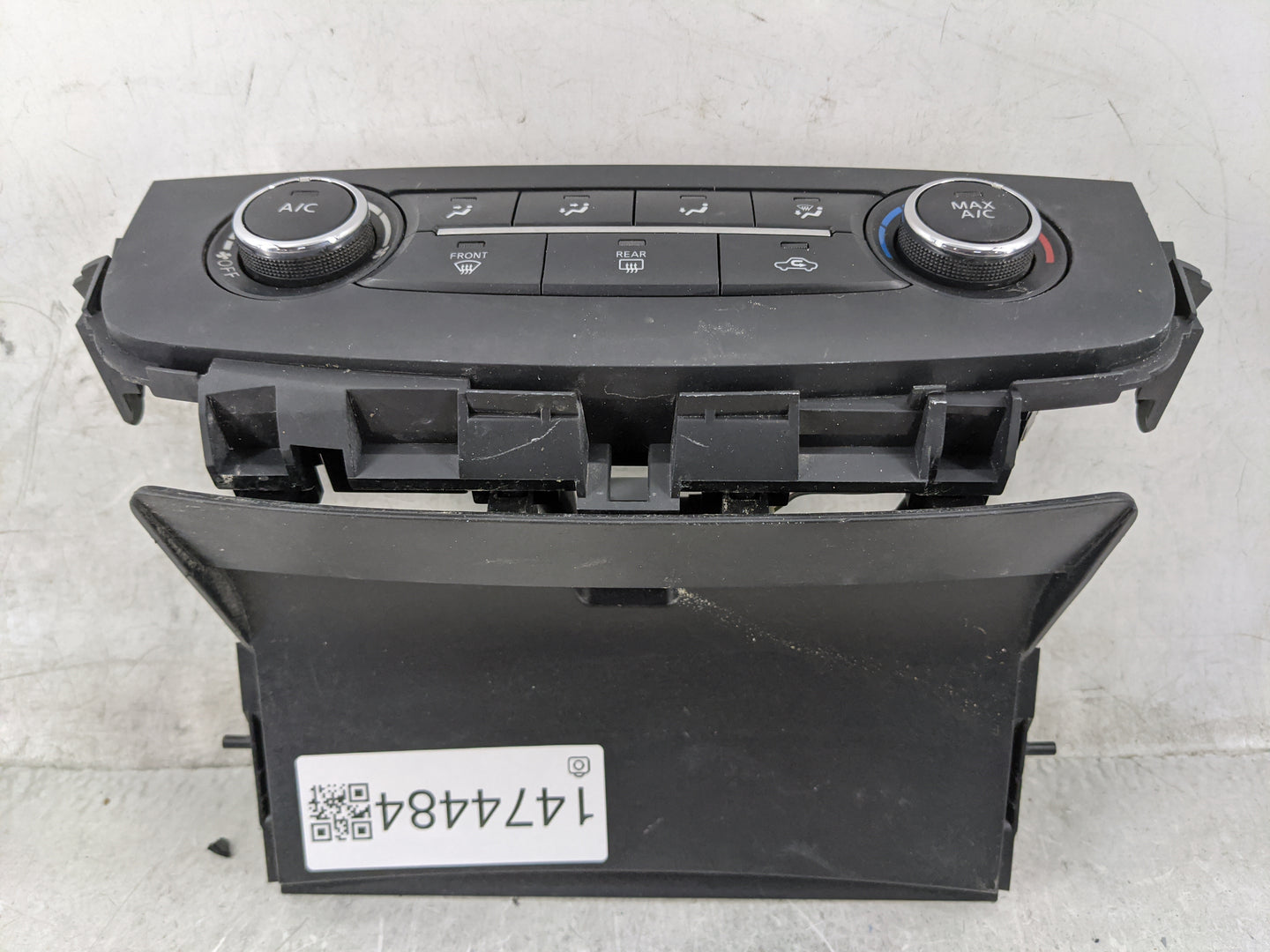 2016-2018 Nissan Altima Climate Control Module Temperature AC/Heater Replacement P/N:275109HS0A 275109HS0A-G Fits OEM Used A