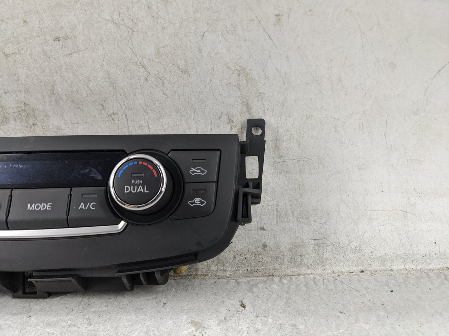 2016-2018 Nissan Altima Climate Control Module Temperature AC/Heater Replacement P/N:275009HS0A Fits Fits 2016 2017 2018 OEM