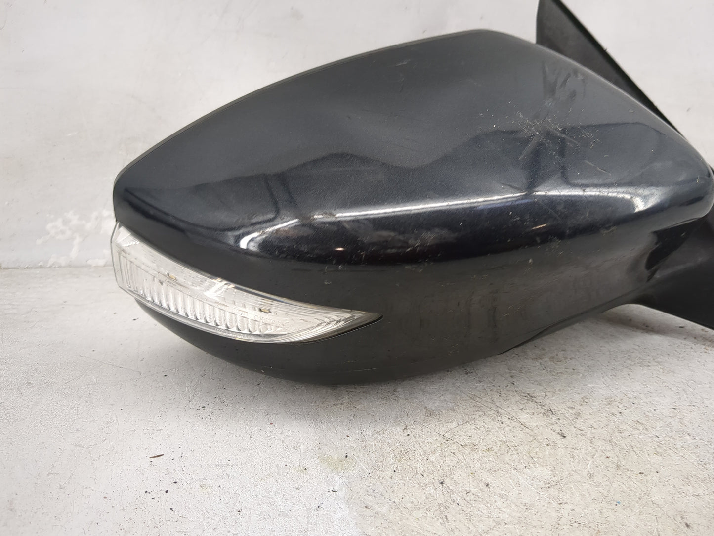 2013-2018 Nissan Altima Passenger Side View Mirror - Right Door Mirror OEM Used - Oemusedautoparts1.com