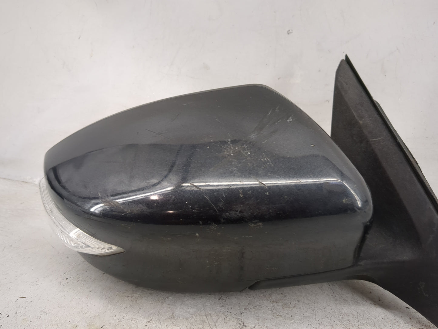 2013-2018 Nissan Altima Passenger Side View Mirror - Right Door Mirror OEM Used - Oemusedautoparts1.com