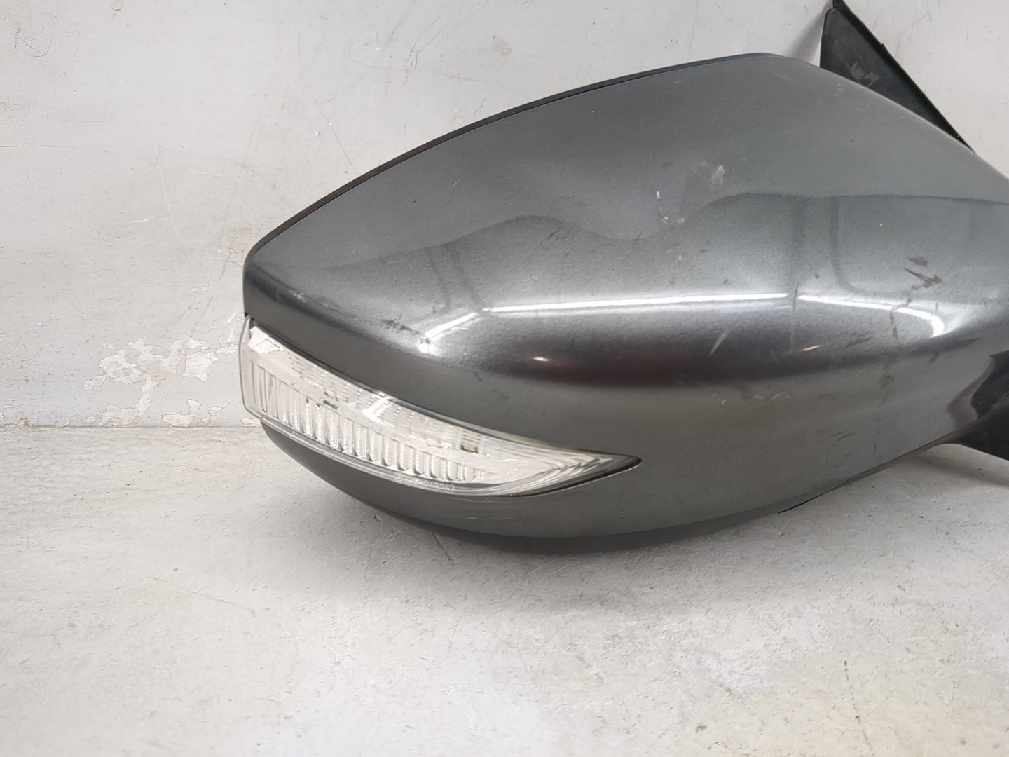 2013-2018 Nissan Altima Passenger Side View Mirror - Right Door Mirror OEM Used - Oemusedautoparts1.com
