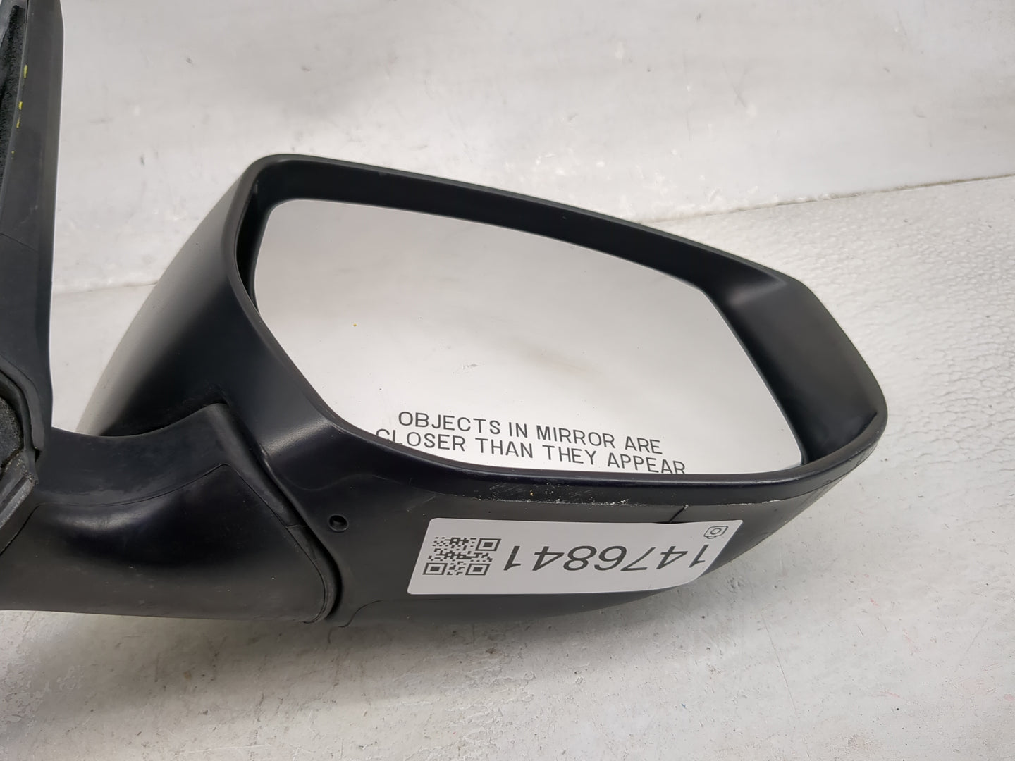 2013-2018 Nissan Altima Passenger Side View Mirror - Right Door Mirror OEM Used - Oemusedautoparts1.com