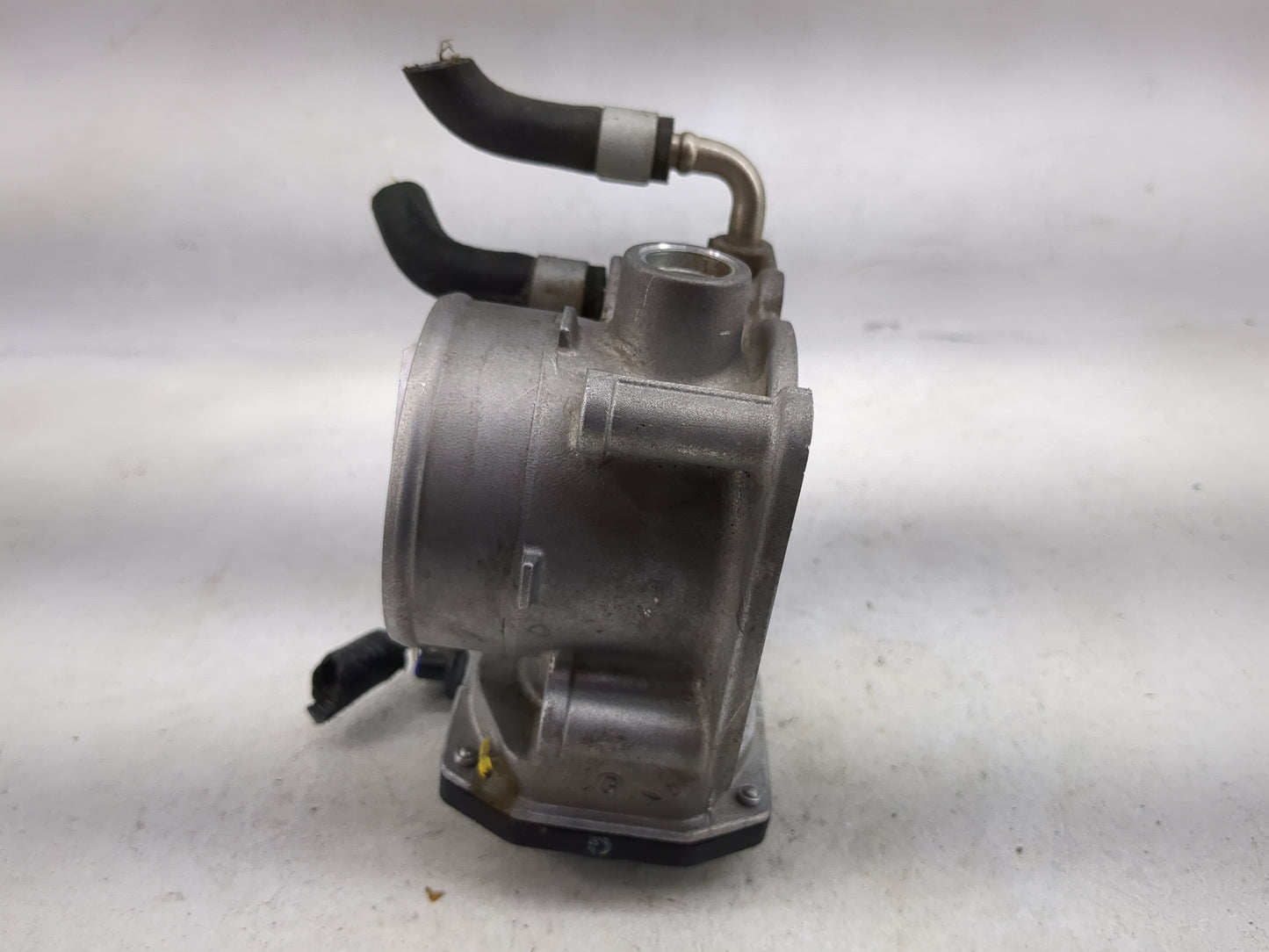 2016 Nissan Altima Throttle Body P/N:3TA60-01 A Fits OEM Used Auto Parts - Oemusedautoparts1.com