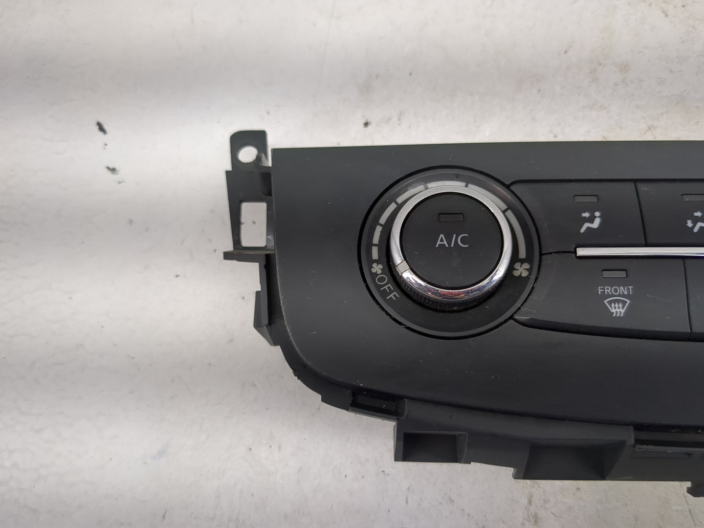 2016-2018 Nissan Altima Climate Control Module Temperature AC/Heater Replacement Fits Fits 2016 2017 2018 OEM Used Auto Part