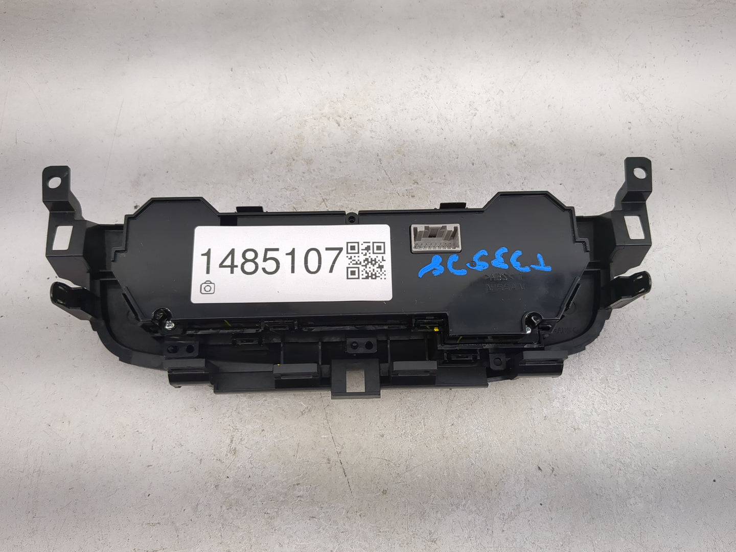 2016-2018 Nissan Altima Climate Control Module Temperature AC/Heater Replacement Fits Fits 2016 2017 2018 OEM Used Auto Part