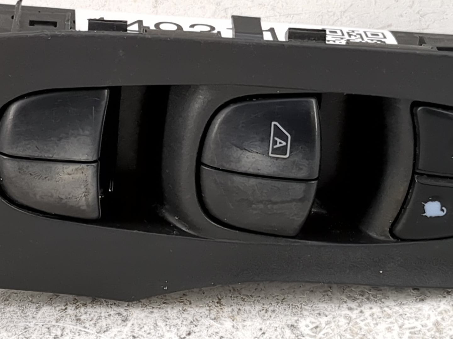 2013-2018 Nissan Altima Master Power Window Switch Replacement Driver Side Left P/N:25401 3TA5A Fits OEM Used Auto Parts - O