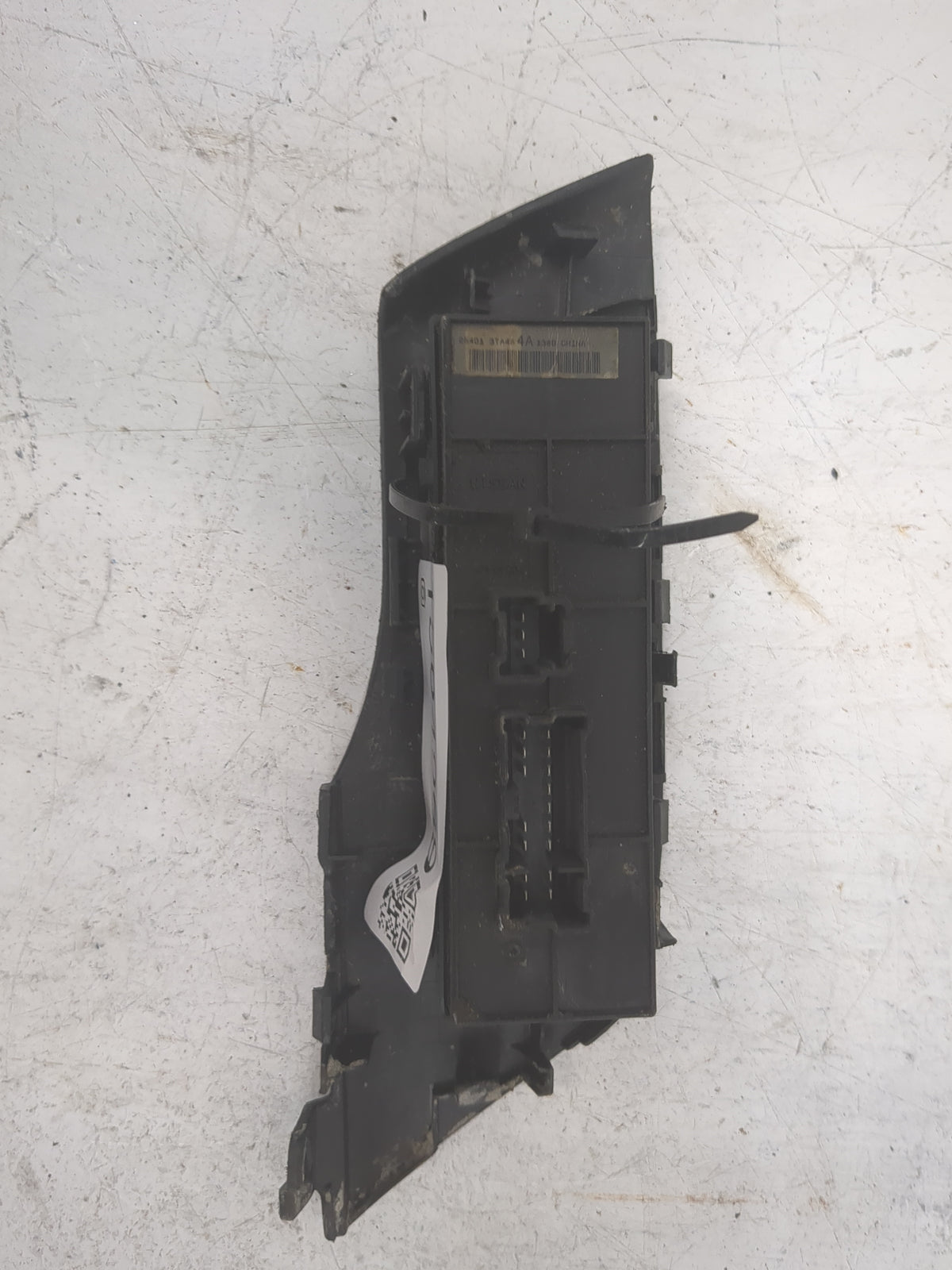 2013-2018 Nissan Altima Master Power Window Switch Replacement Driver Side Left P/N:25401 3TA4A Fits OEM Used Auto Parts - O