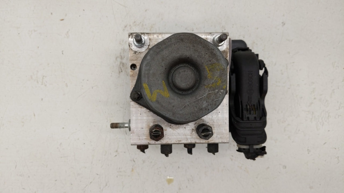 2016-2017 Nissan Altima Anti-Lock Brake ABS Pump Module Actuator OEM P/N:2265106527 47660 9HS0A Fits Fits 2016 2017 OEM Used