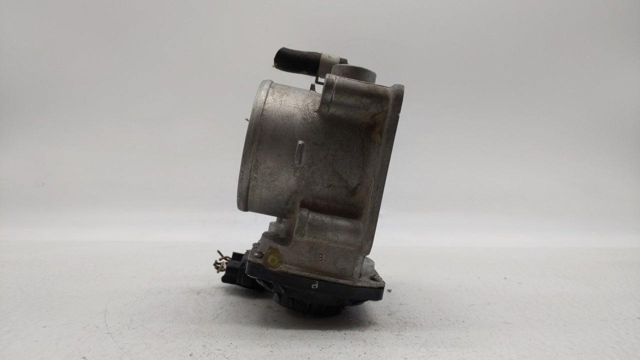2013-2018 Nissan Altima Throttle Body P/N:3TA60-01 C 3TA60-01 B, 3TA60-01 A Fits Fits 2013 2014 2015 2016 2017 2018 2019 OEM
