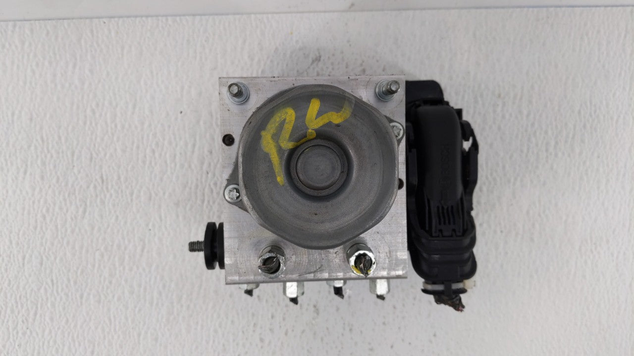 2016-2017 Nissan Altima ABS Pump Control Module Replacement P/N:2265106527 47660 9HS0A Fits Fits 2016 2017 OEM Used Auto Par