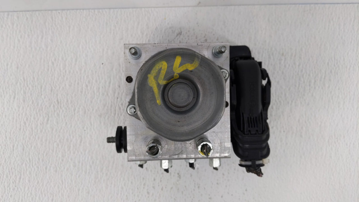 2016-2017 Nissan Altima Anti-Lock Brake ABS Pump Module Actuator OEM P/N:2265106527 47660 9HS0A Fits Fits 2016 2017 OEM Used