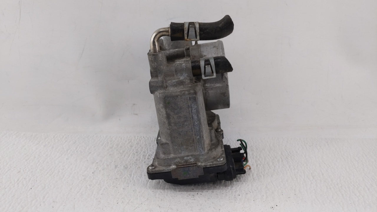 2013-2018 Nissan Altima Throttle Body P/N:3TA60-01 C 3TA60-01 B, 3TA60-01 A Fits Fits 2013 2014 2015 2016 2017 2018 2019 OEM