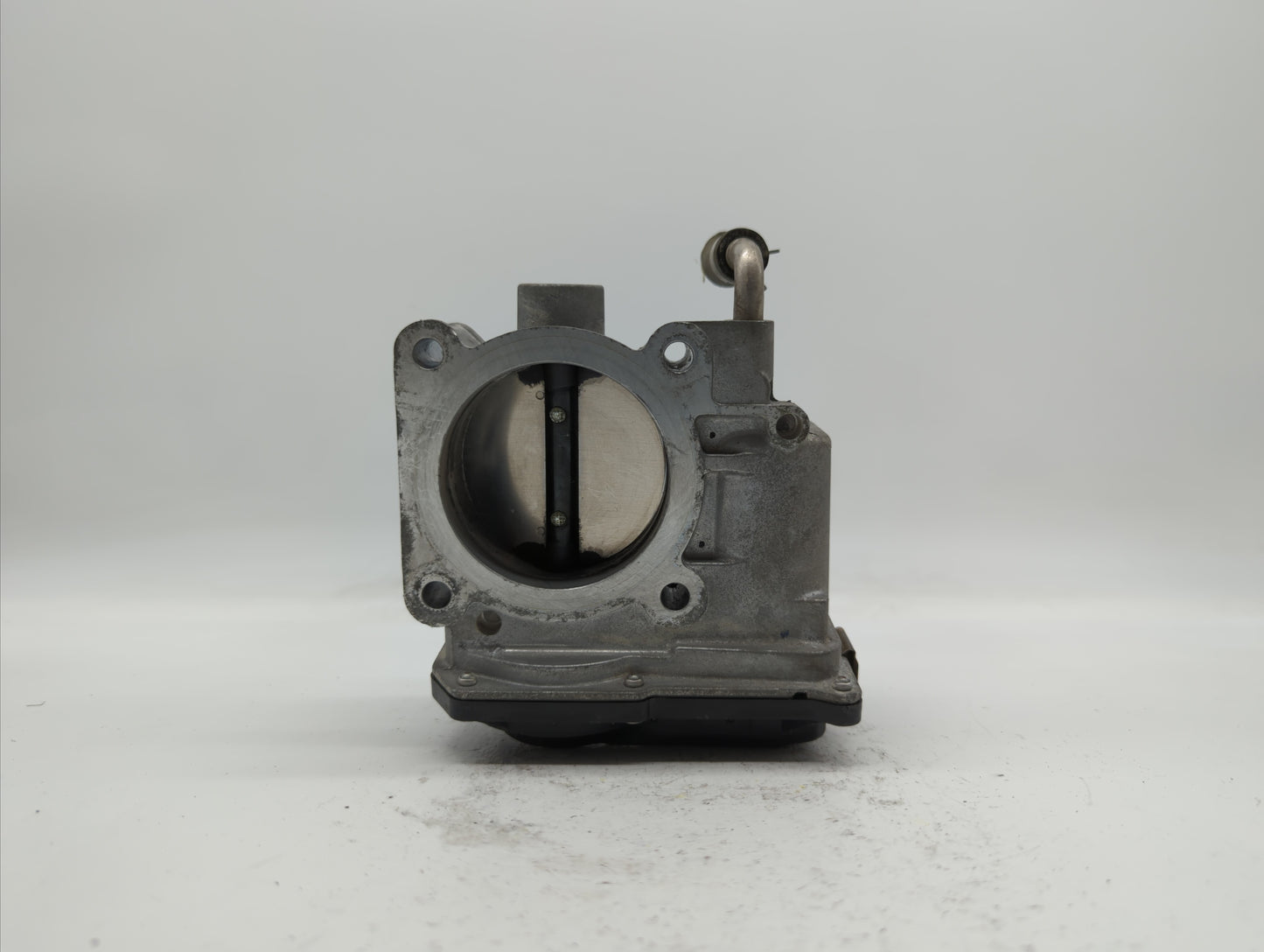 2013-2018 Nissan Altima Throttle Body P/N:3TA60-01 C 3TA60-01 B, 3TA60-01 A Fits Fits 2013 2014 2015 2016 2017 2018 2019 OEM