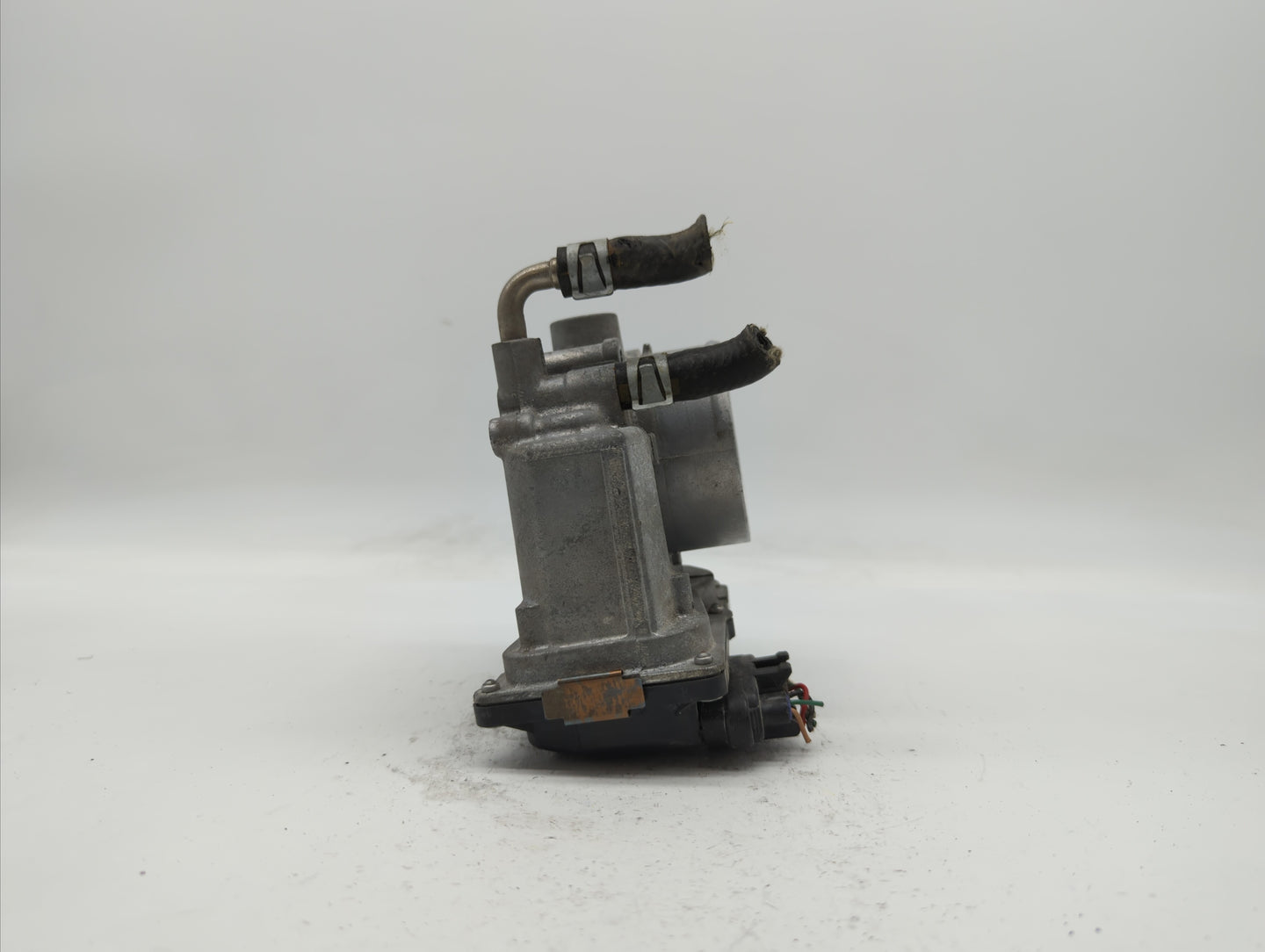 2013-2018 Nissan Altima Throttle Body P/N:3TA60-01 C 3TA60-01 B, 3TA60-01 A Fits Fits 2013 2014 2015 2016 2017 2018 2019 OEM