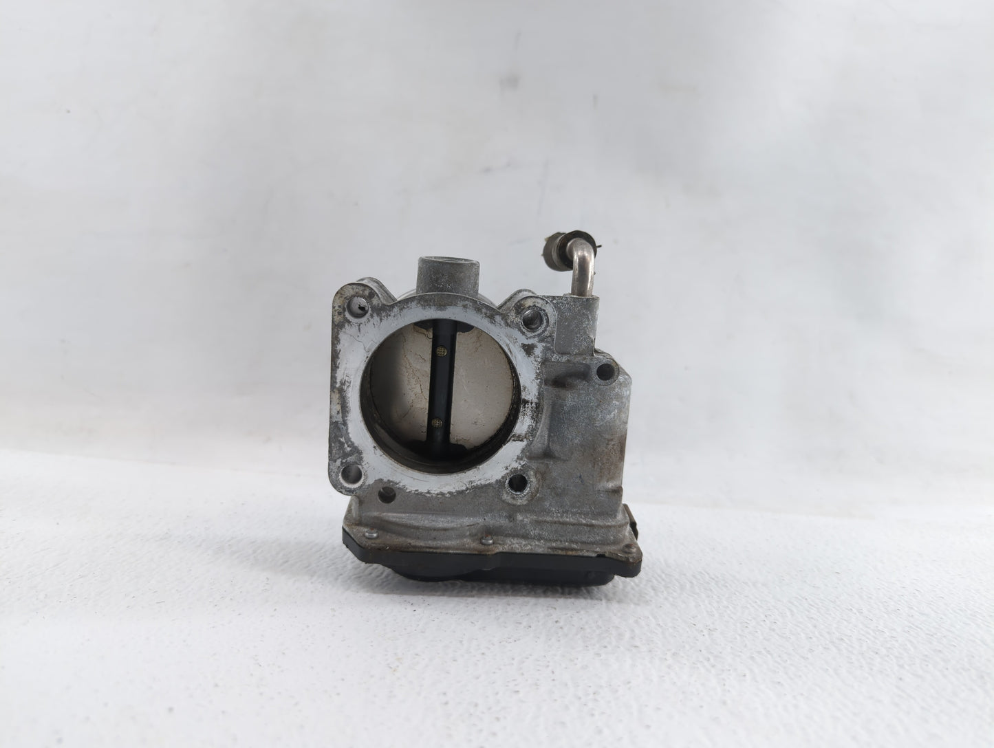 2013-2018 Nissan Altima Throttle Body P/N:3TA60-01 C 3TA60-01 B, 3TA60-01 A Fits Fits 2013 2014 2015 2016 2017 2018 2019 OEM